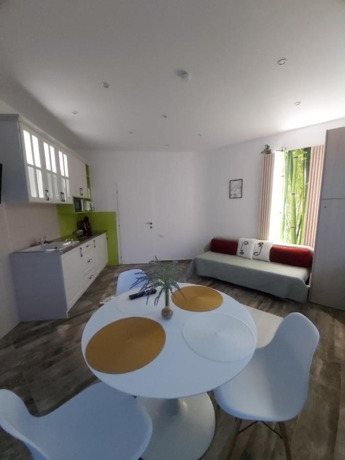 Accent House Apartman Déva Kültér fotó