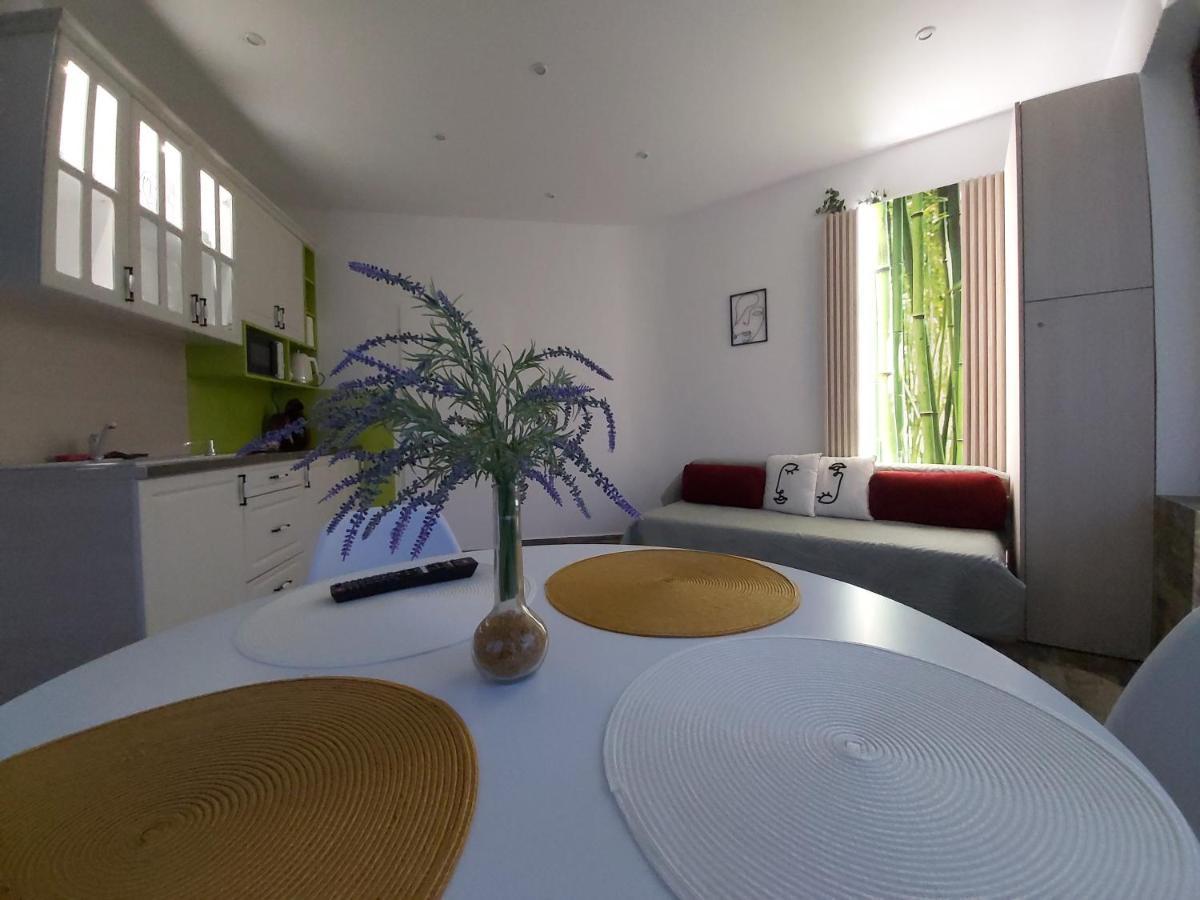 Accent House Apartman Déva Kültér fotó